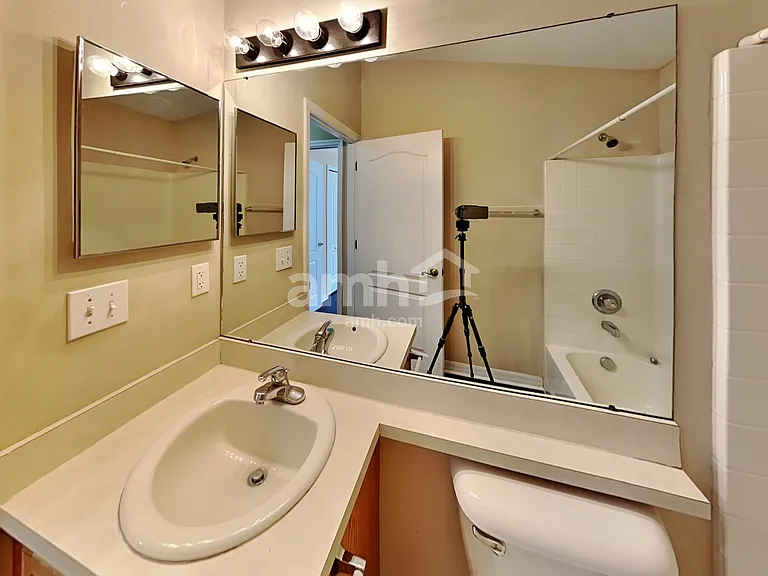 10047 Perthshire Cir — Photo 18