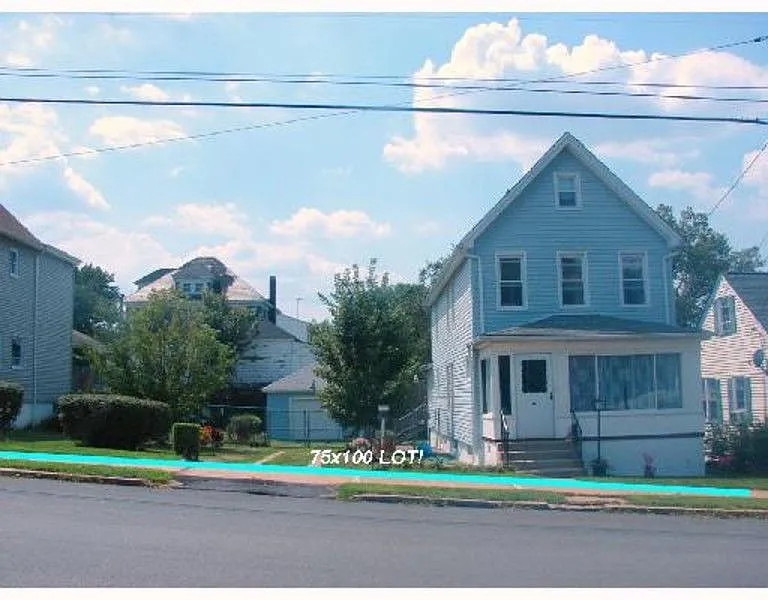 224 S Pine Ave photo 1
