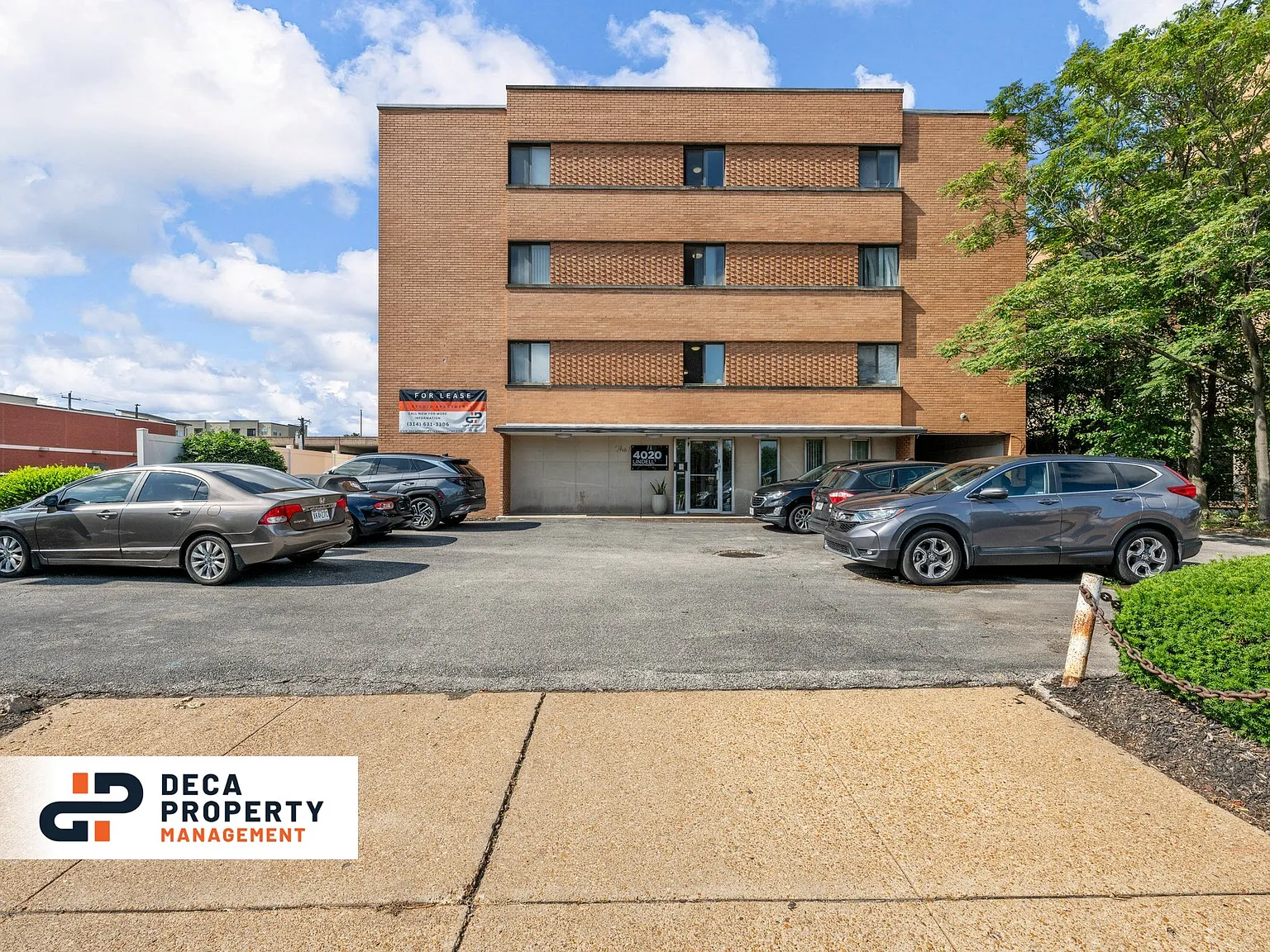 Studio, 425 sqft, $825 — Photo 2