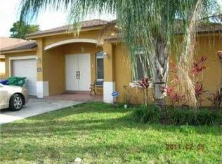 3824 NW 201st Ter, Miami Gardens, FL 33055