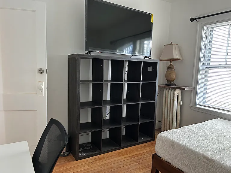 41 Central St — Photo 18