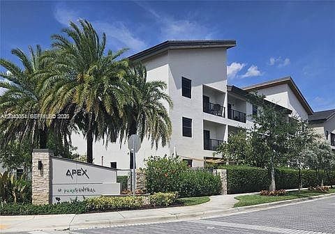 2nd image of 8025 NW 104th Ave APT 31