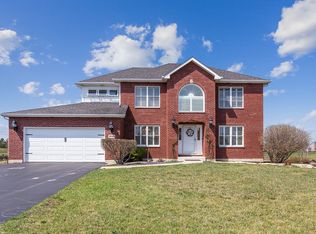 16148 W Blackhawk Dr, Lockport, IL 60441