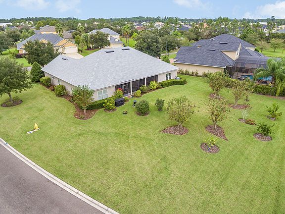 3rd image of 1100 N Campania Ct