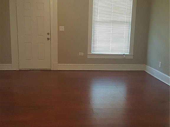 2nd image of 4813 Sunshine Dr
