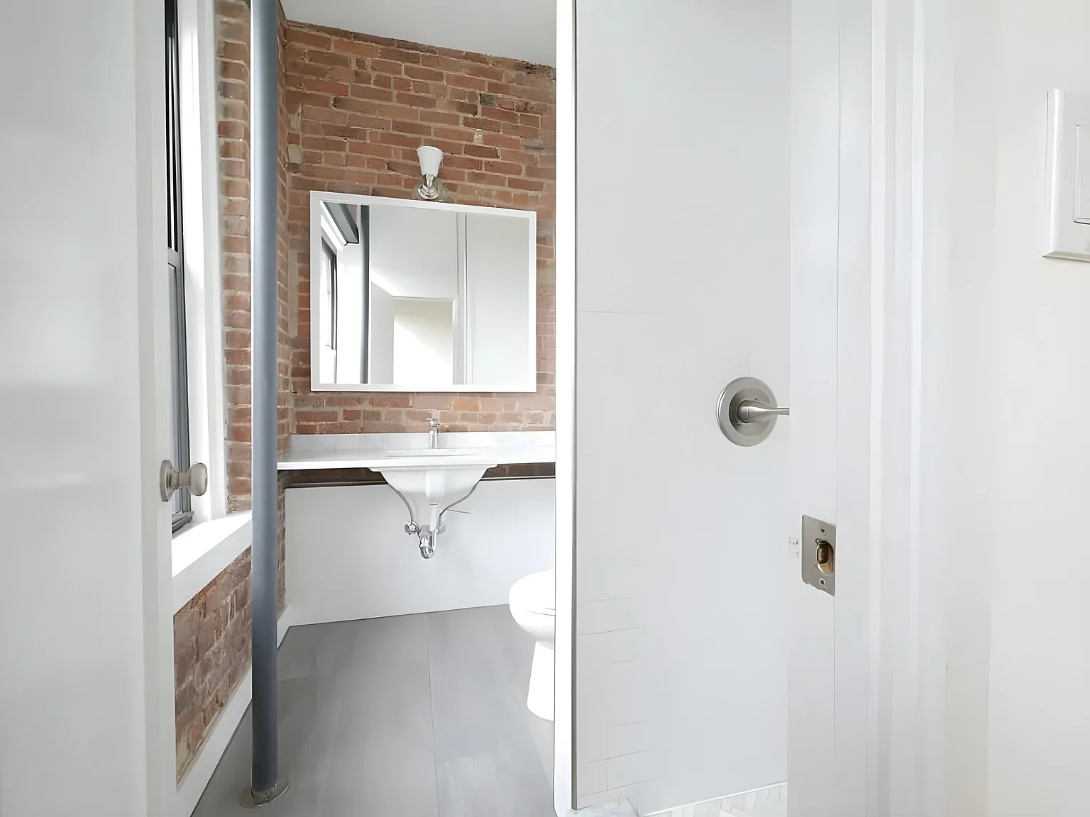 259 East Broadway — Photo 3