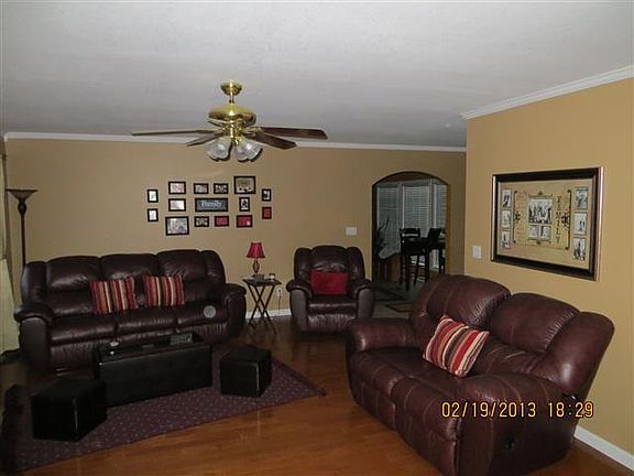 5th image of 104 N Scenic Shore Dr
