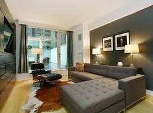 150 E 44th St APT 19C, New York, NY 10017