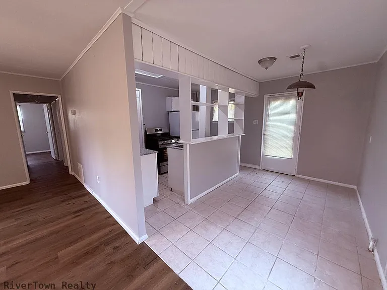 3300 Baskin St — Photo 6
