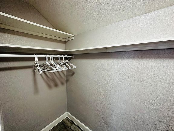 5th image of 439 N Grandview Ave APT 3