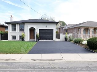 55 Flora Dr, Hamilton, ON L8G3Z7