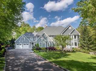 38 Aarons Ct, Ridgefield, CT 06877