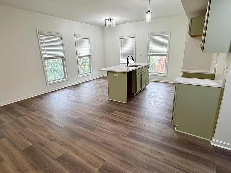 10639 Meeting St #307 — Photo 3