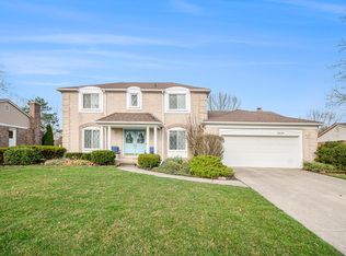 9639 N Canton Center Rd, Plymouth, MI 48170