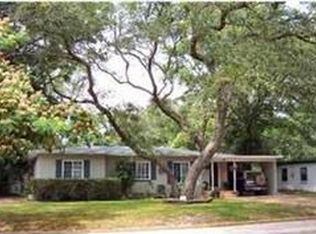 915 E 2nd Ct, Panama City, FL 32401