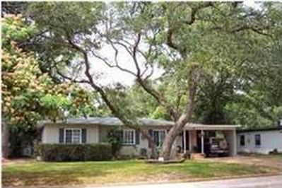 915 E 2nd Ct, Panama City, FL, 32401