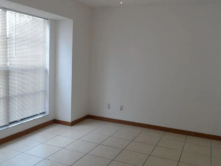 1820 Corolla Ct — Photo 22