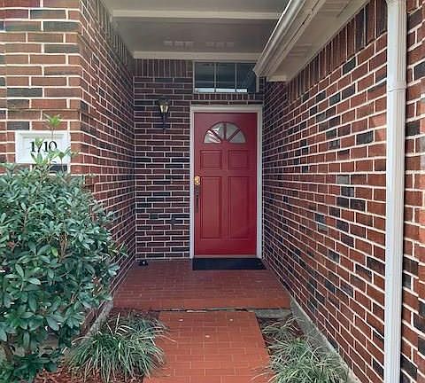 2nd image of 1710 Emerald Lake Ct