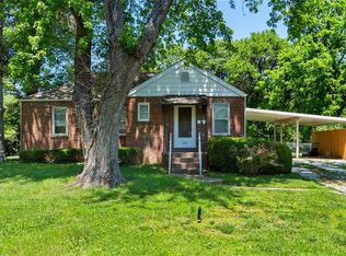 222 Circle Dr, Collinsville, IL