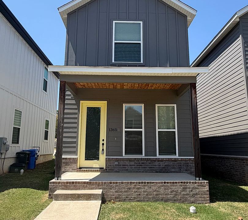 1st image of 1347 S Duncan Ave