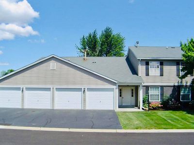 668 Thorntree Ct APT B1, Bartlett, IL, 60103