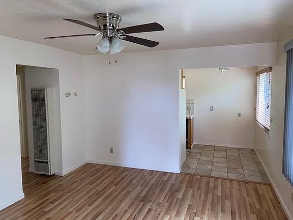 3rd image of 884 Gordon Ave