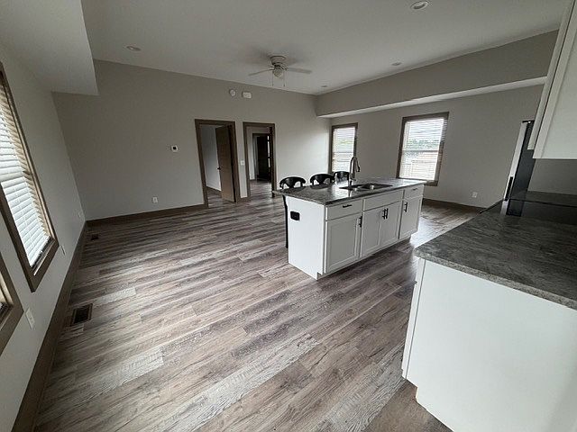 1st image of 105 E St #B
