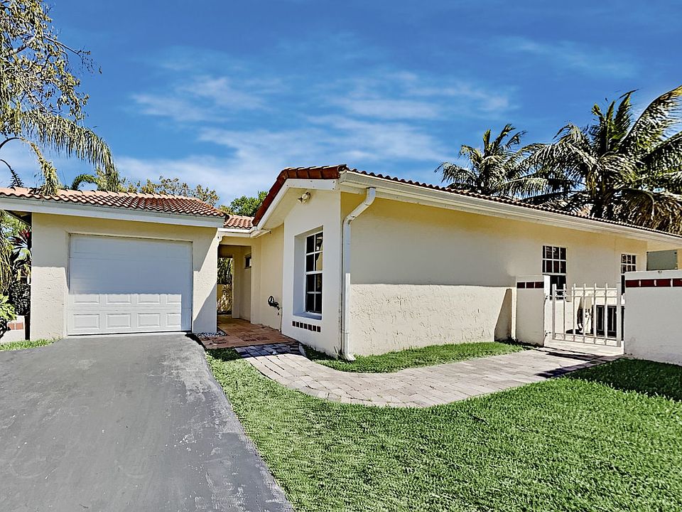 1st image of 1336 Seagrape Cir