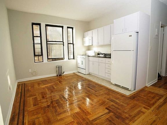 3rd image of 613 E 16th St #2/G