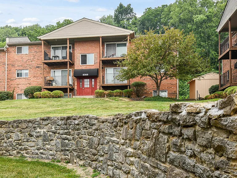 Heritage Hill Estates Apartments — Photo 33