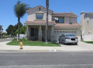 1225 E 216th St, Carson, CA 90745