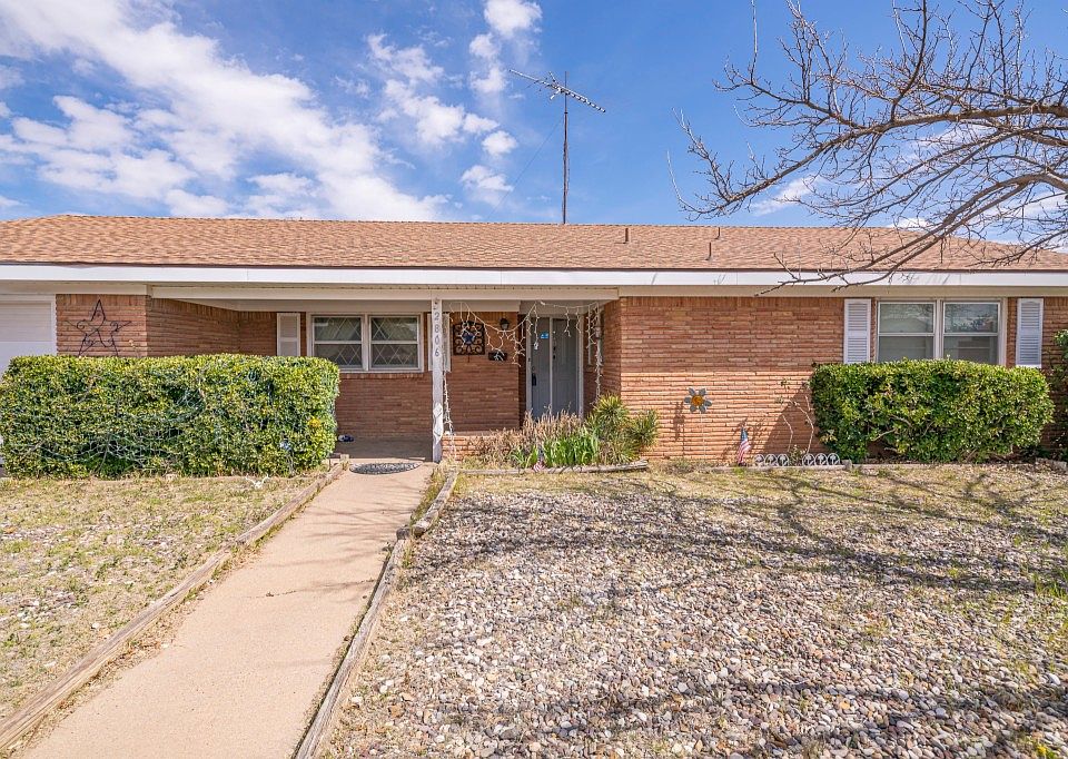 1st image of 2806 Redbud Ave