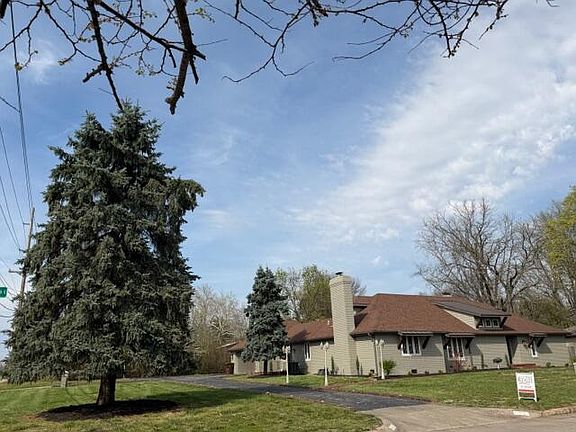 3rd image of 1413 E Downing Street
