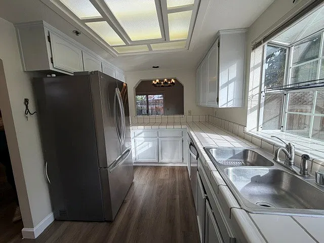 2 bed, 1203 sqft, $3,000 — Photo 4