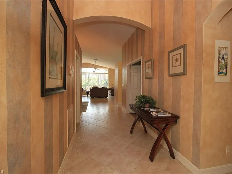 2322 Butterfly Palm Dr — Photo 22