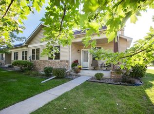 1161 Parkwood Ln, Stillwater, MN 55082