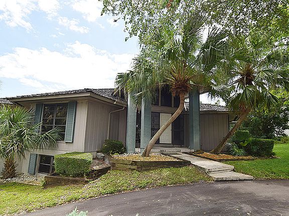 4th image of 4001 NE Sugarhill Ave