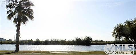 Gooood Morning Caloosahatchee !! 'view from the Front door.