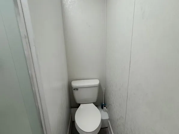 206 W Main St APT 201, Leesburg, FL 34748