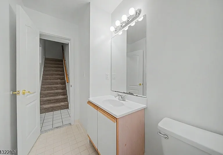 415 Union St — Photo 15