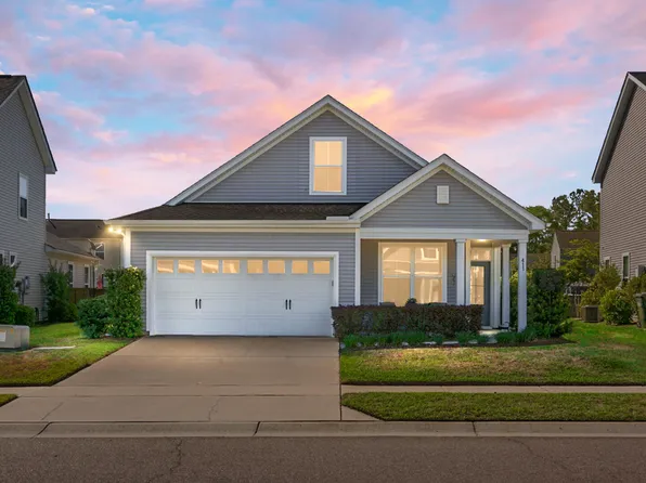 411 Freeland Way, Moncks Corner, SC 29461