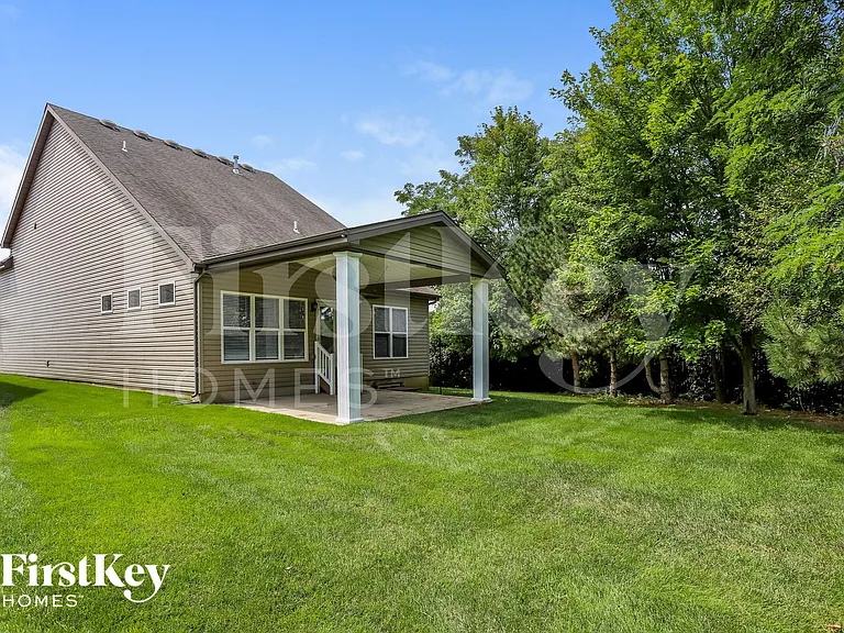 324 Calvert Pl — Photo 15
