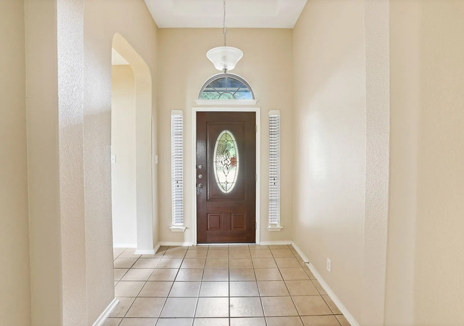 Single-Story Comfort with a Spacious Backyard & Covered Patio — Photo 4