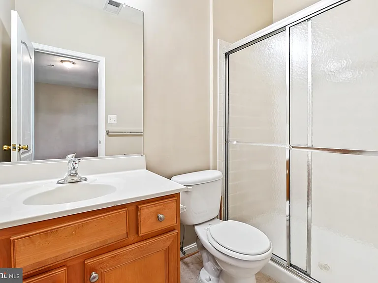 5522 Hartfield Ave — Photo 42