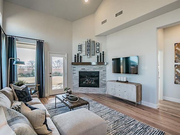 4th image of 3650 Doramus Dr