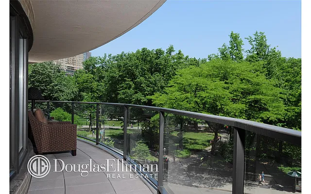 Sold by Douglas Elliman | media 12