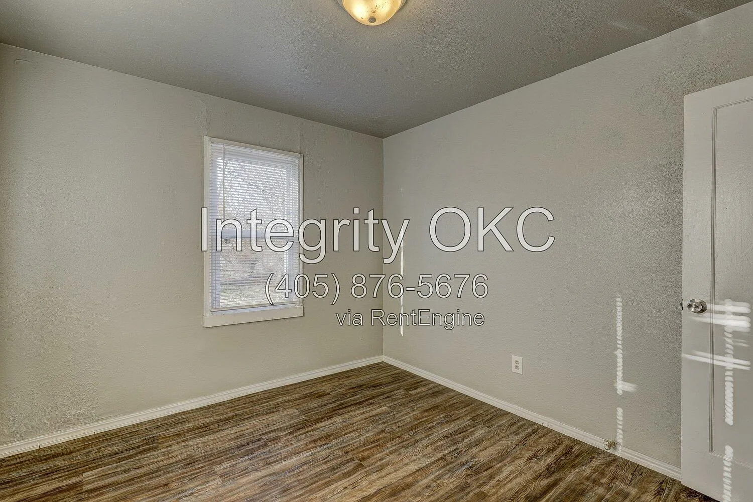 2 bed, 1.0 bath, 720 sqft, $900 — Photo 3