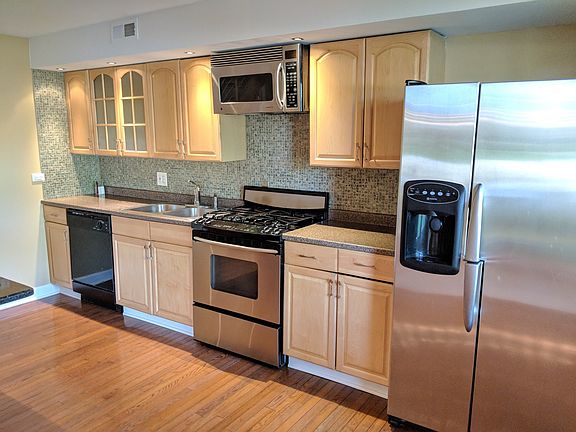4th image of 2 Cinnamon Creek Dr #3N