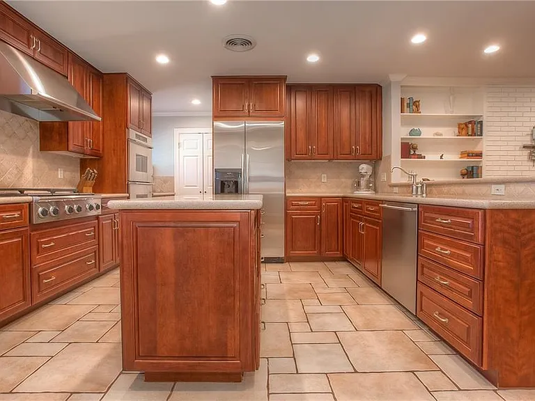 4309 Sarita Dr — Photo 7