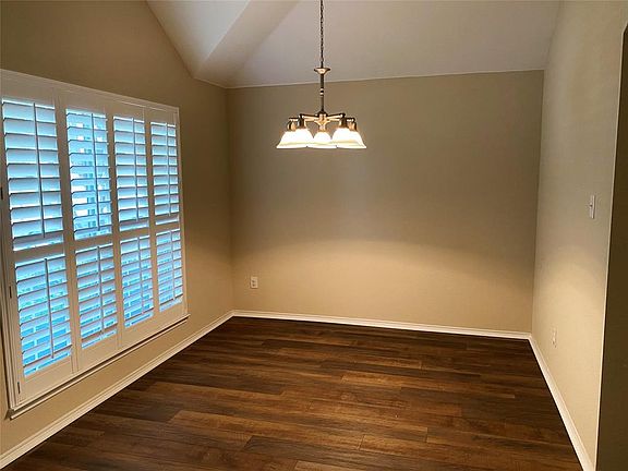 4th image of 4901 Escambia Ter